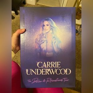 Carrie Underwood merchandise from VIP tickets. Info in details